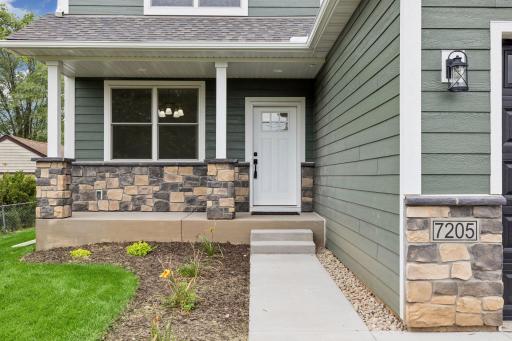 7205 62nd Avenue N, Minneapolis, MN 55428