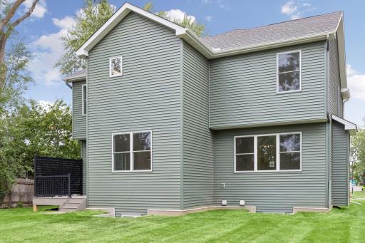 7205 62nd Avenue N, Minneapolis, MN 55428