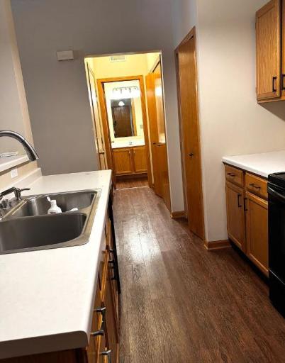 8450 Kimball Drive, Eden Prairie, MN 55347