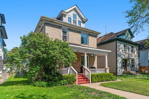 1123 5th Street NE, Minneapolis, MN 55413