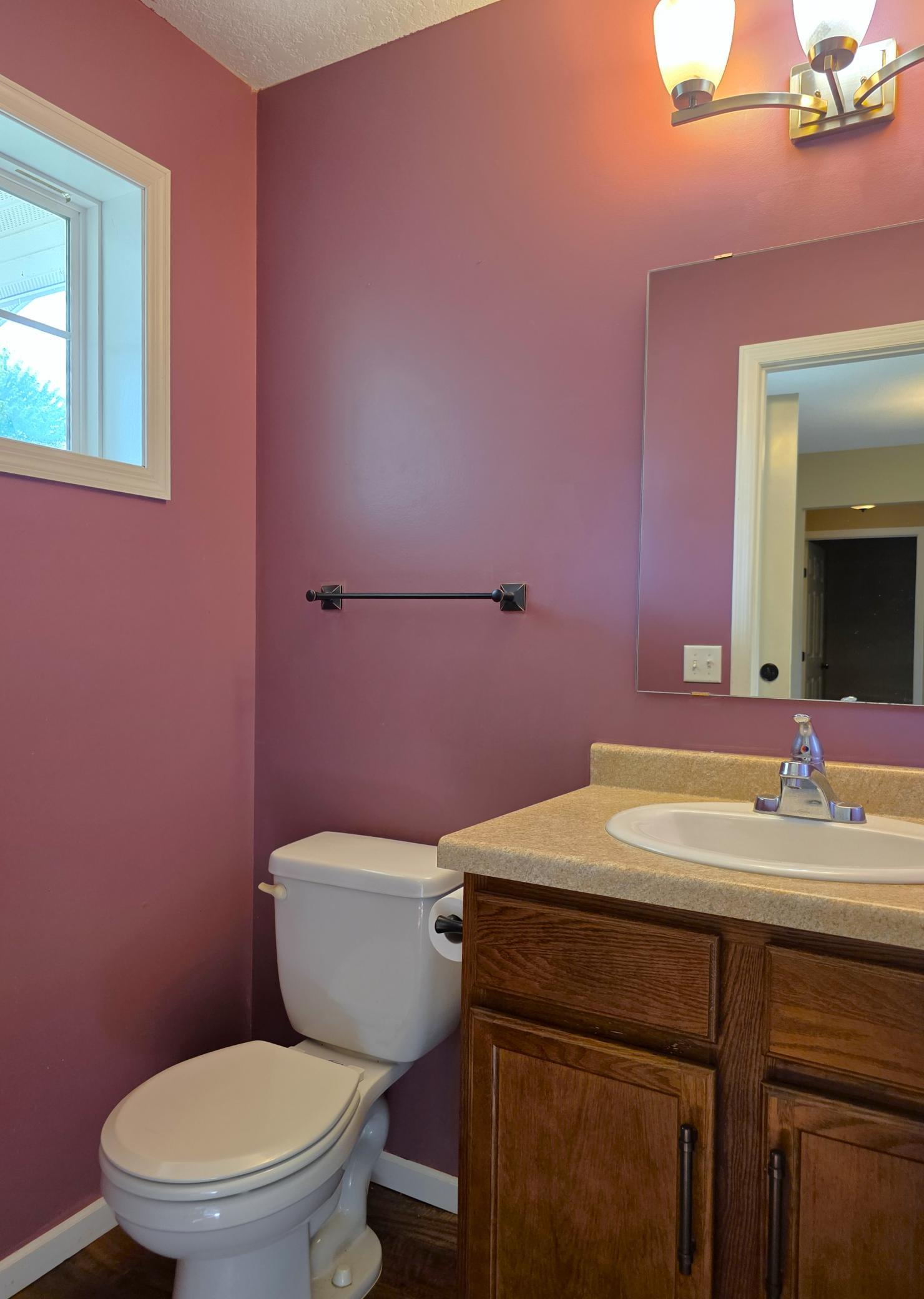 Main Floor 1/2 Bath