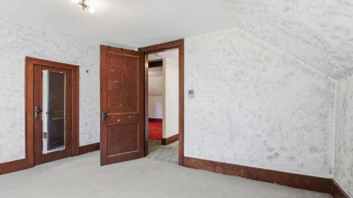 427 E River Avenue, Barron, WI 54812