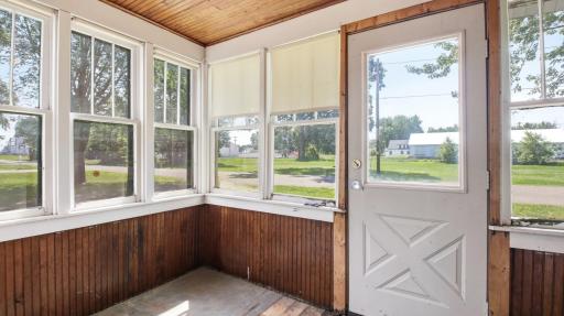 427 E River Avenue, Barron, WI 54812
