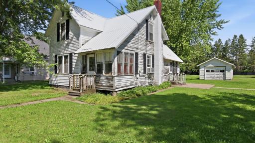 427 E River Avenue, Barron, WI 54812