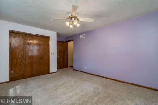 1506 James Drive, Mankato, MN 56003