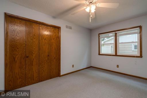 1506 James Drive, Mankato, MN 56003