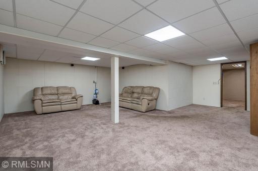 1506 James Drive, Mankato, MN 56003