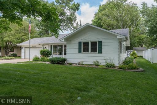 1506 James Drive, Mankato, MN 56003