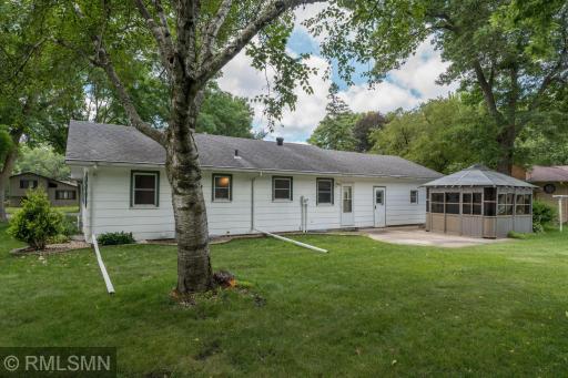 1506 James Drive, Mankato, MN 56003