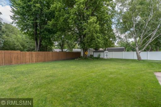 1506 James Drive, Mankato, MN 56003