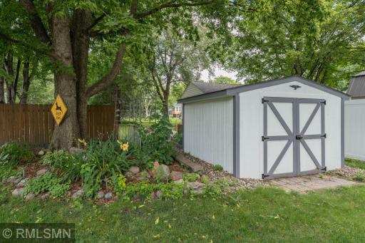 1506 James Drive, Mankato, MN 56003