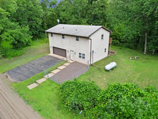 Welcome to 15280 Canyon Way