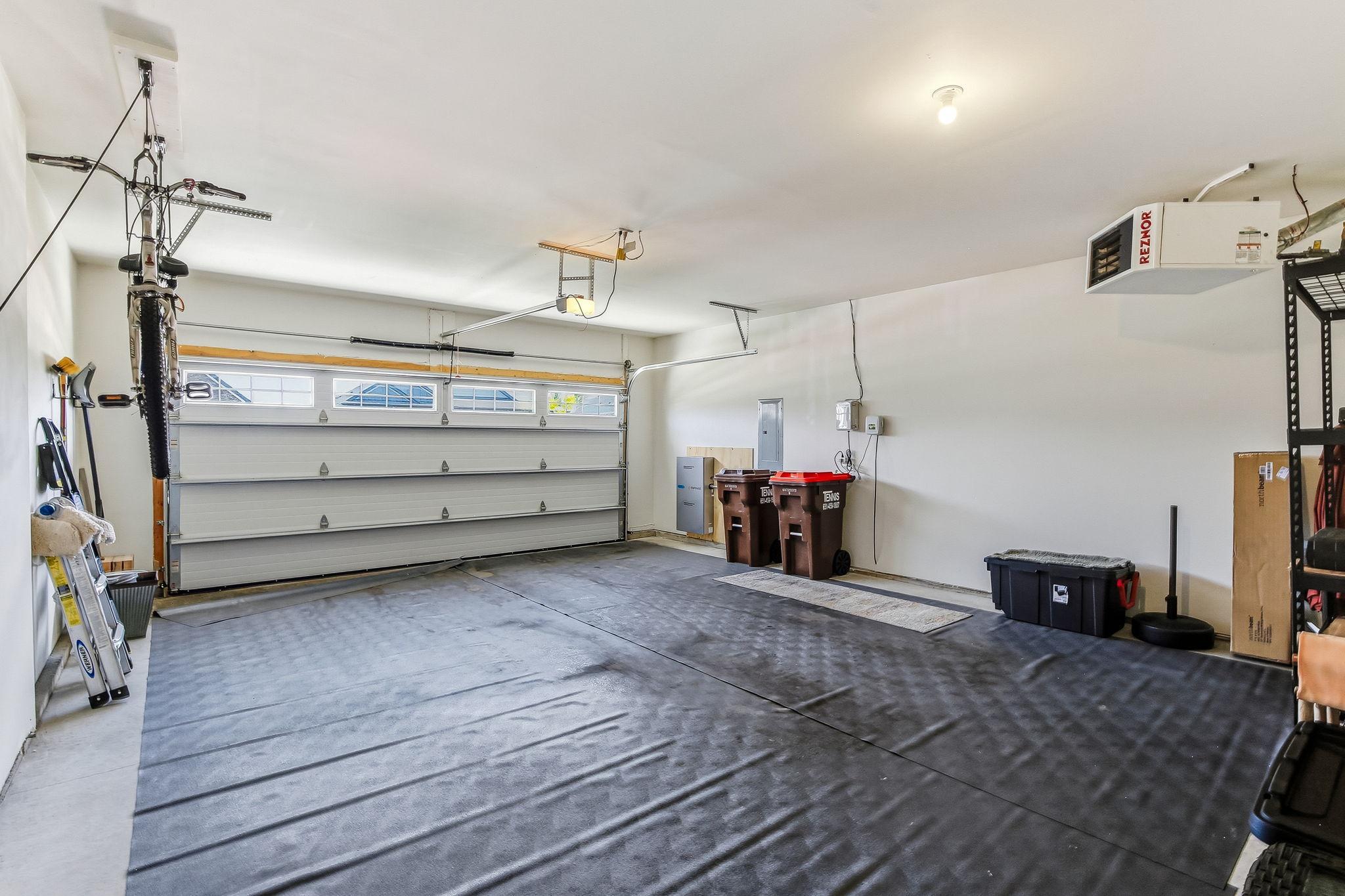 38-web-or-mls-11402-Kings-Ct-38.jpg