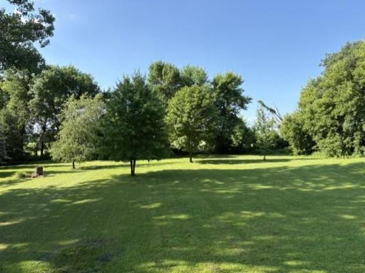 33850 98th Street, Waseca, MN 56093