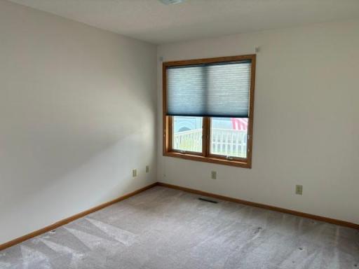 33850 98th Street, Waseca, MN 56093