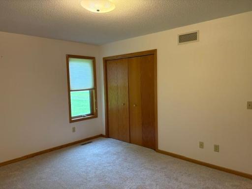 33850 98th Street, Waseca, MN 56093