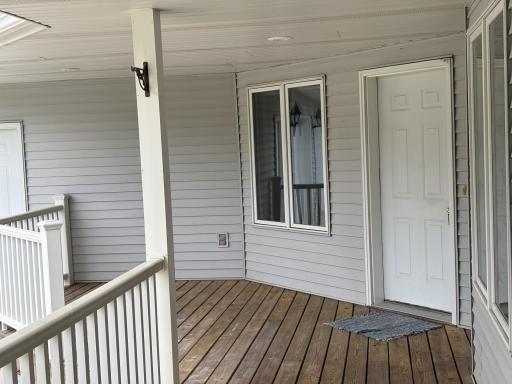 33850 98th Street, Waseca, MN 56093
