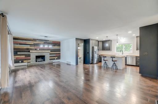 Spacious open floor plan makes entertaining a breeze!!