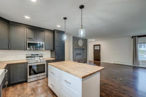 615 Vine Street, Hudson, WI 54016