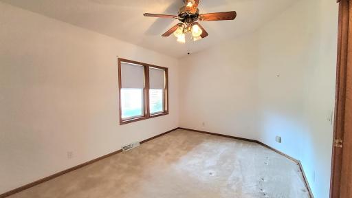 18897 NW Waco Street NW, Elk River, MN 55330