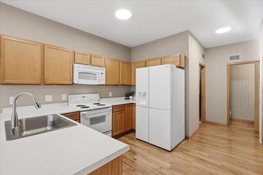 537 Woodduck Drive, F, Woodbury, MN 55125