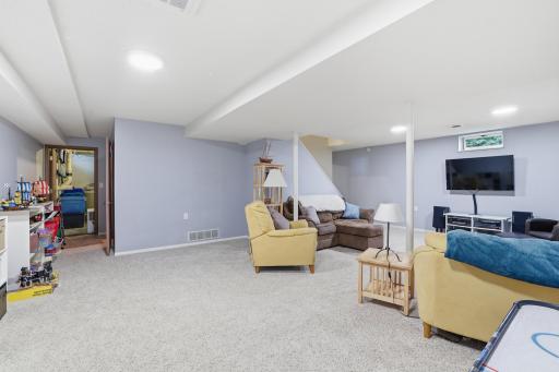 67 W Wood Ridge Drive, River Falls, WI 54022