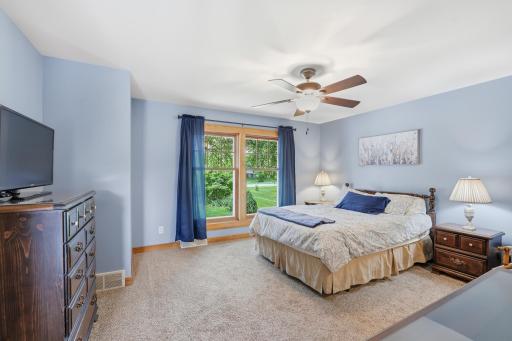 67 W Wood Ridge Drive, River Falls, WI 54022
