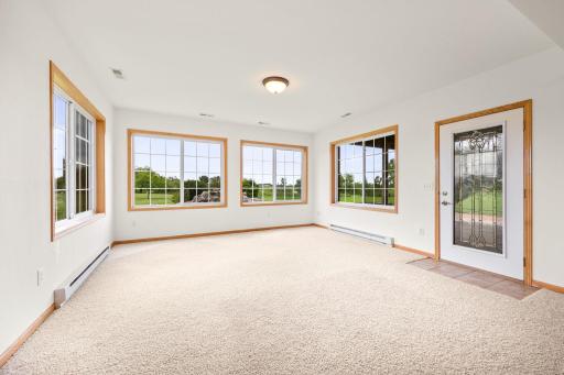 1175 Dale Street SW, Hutchinson, MN 55350