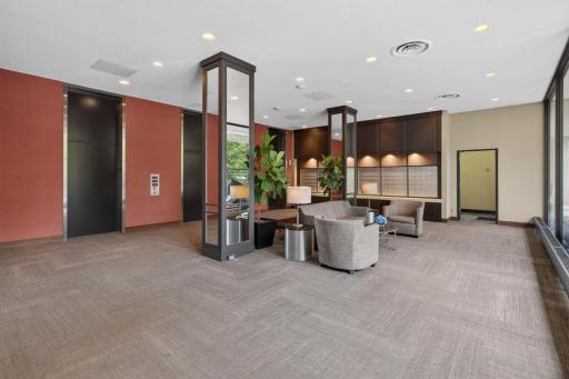 19 S 1st Street, B305, Minneapolis, MN 55401