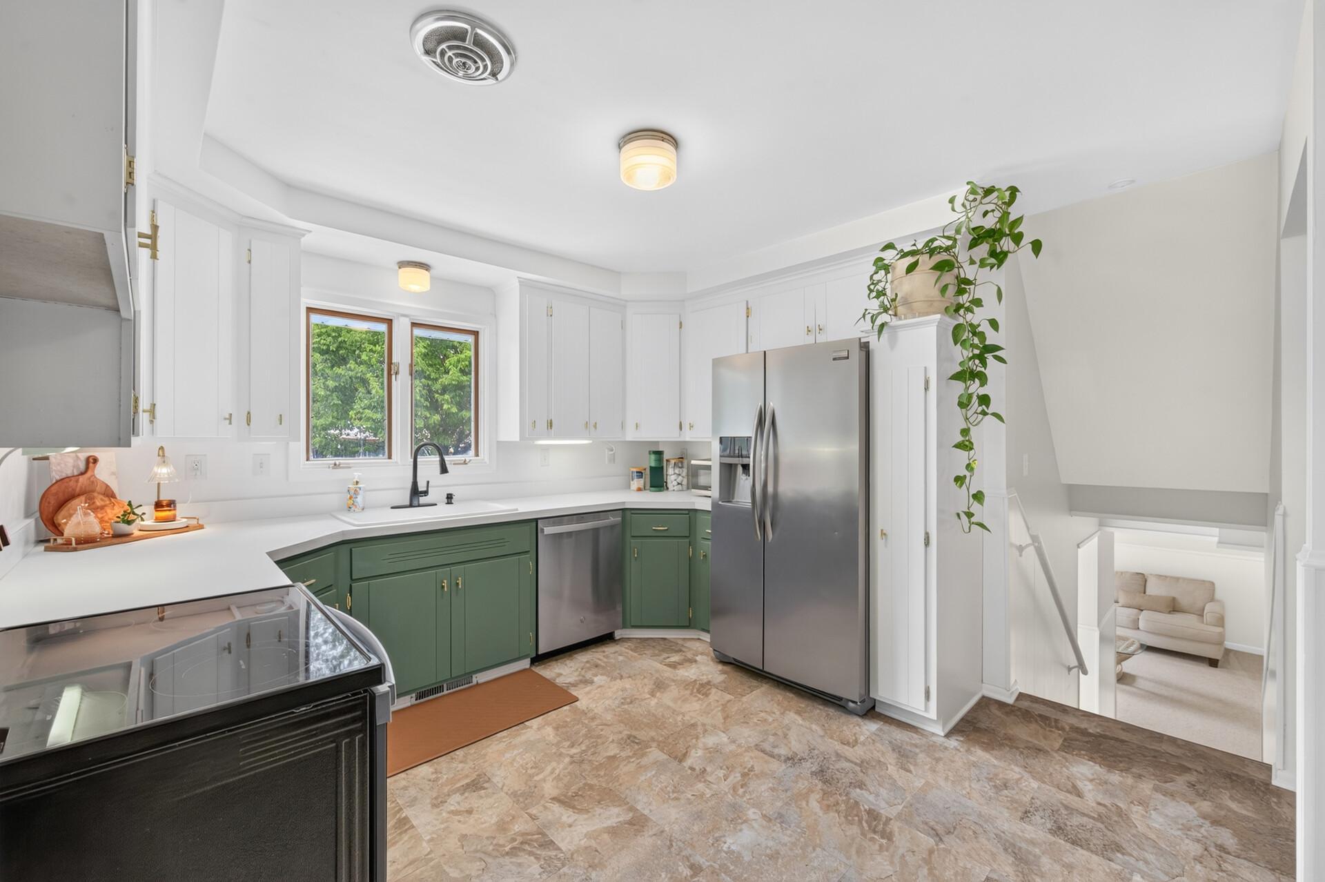 Bright Kitchen