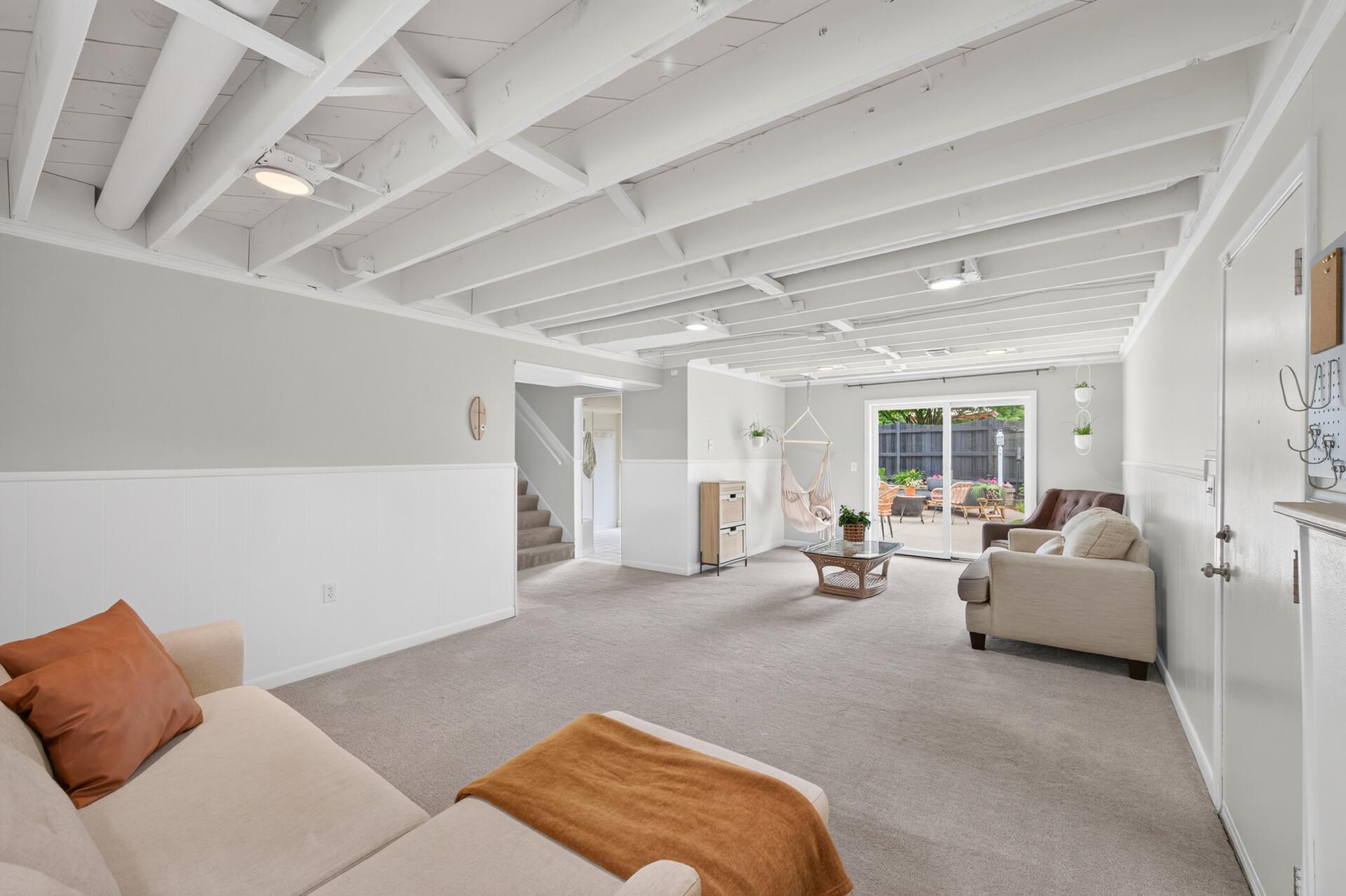 Large Walkout Living Room