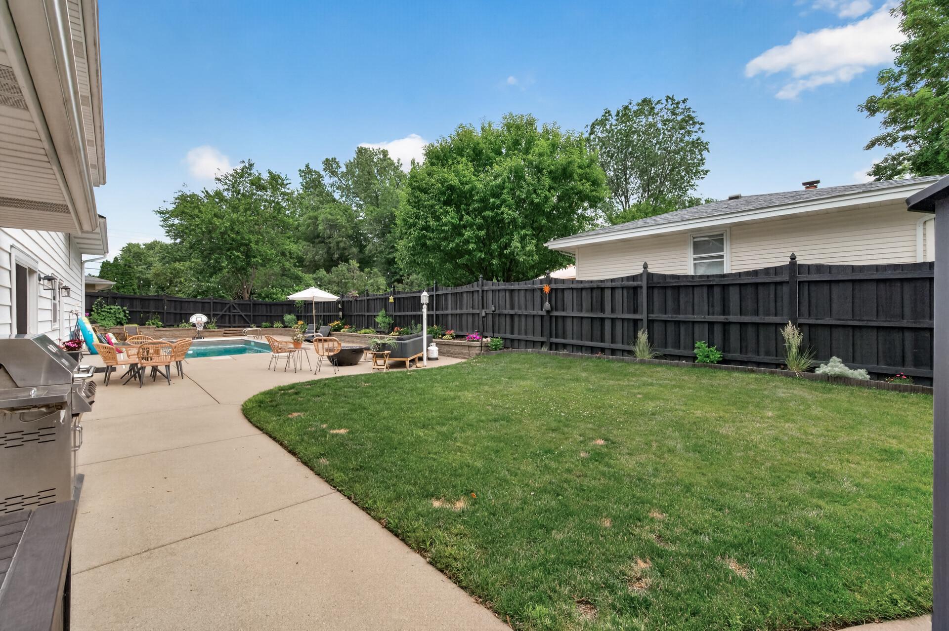 Fenced Grassy Area for Lawn Games