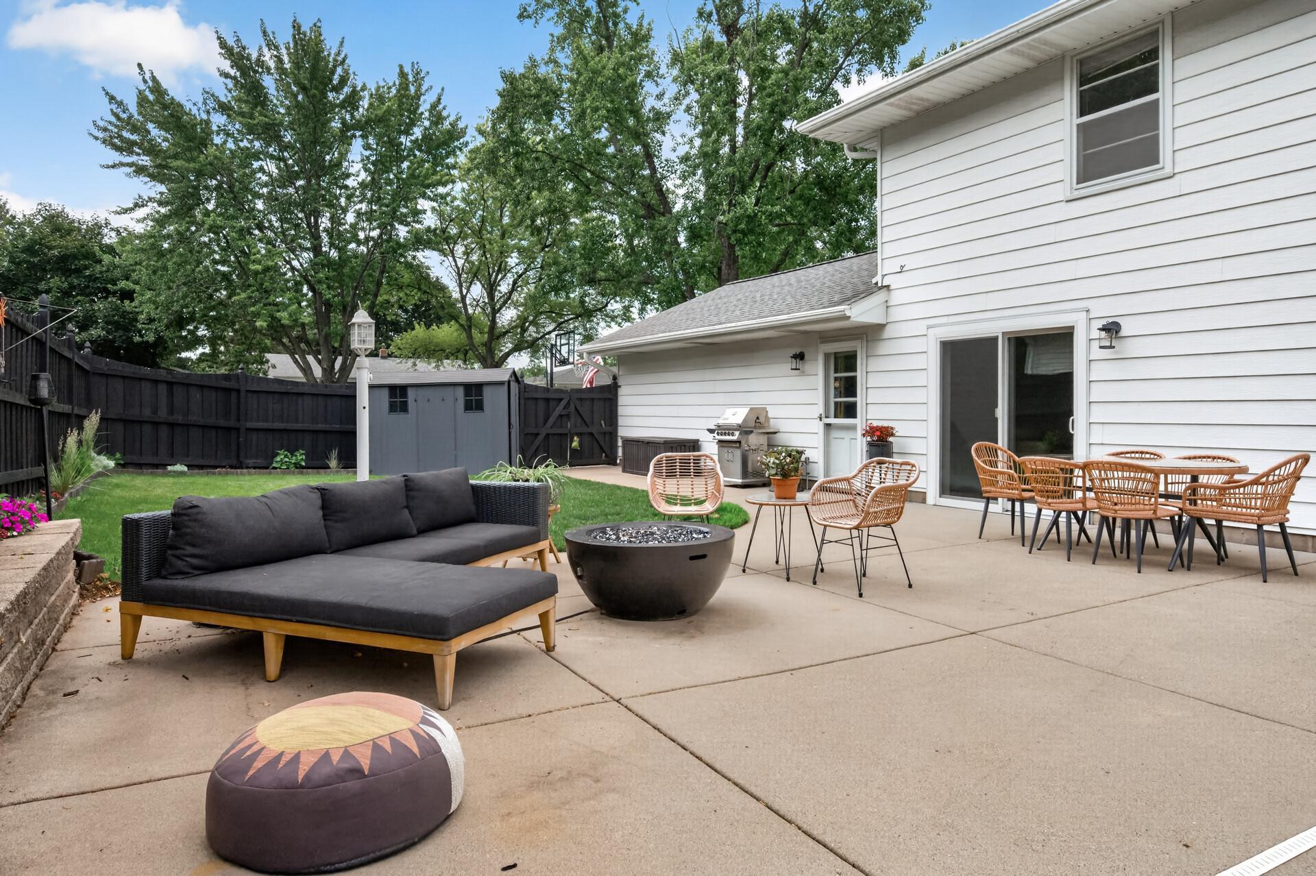 Large Patio for Entertaining!