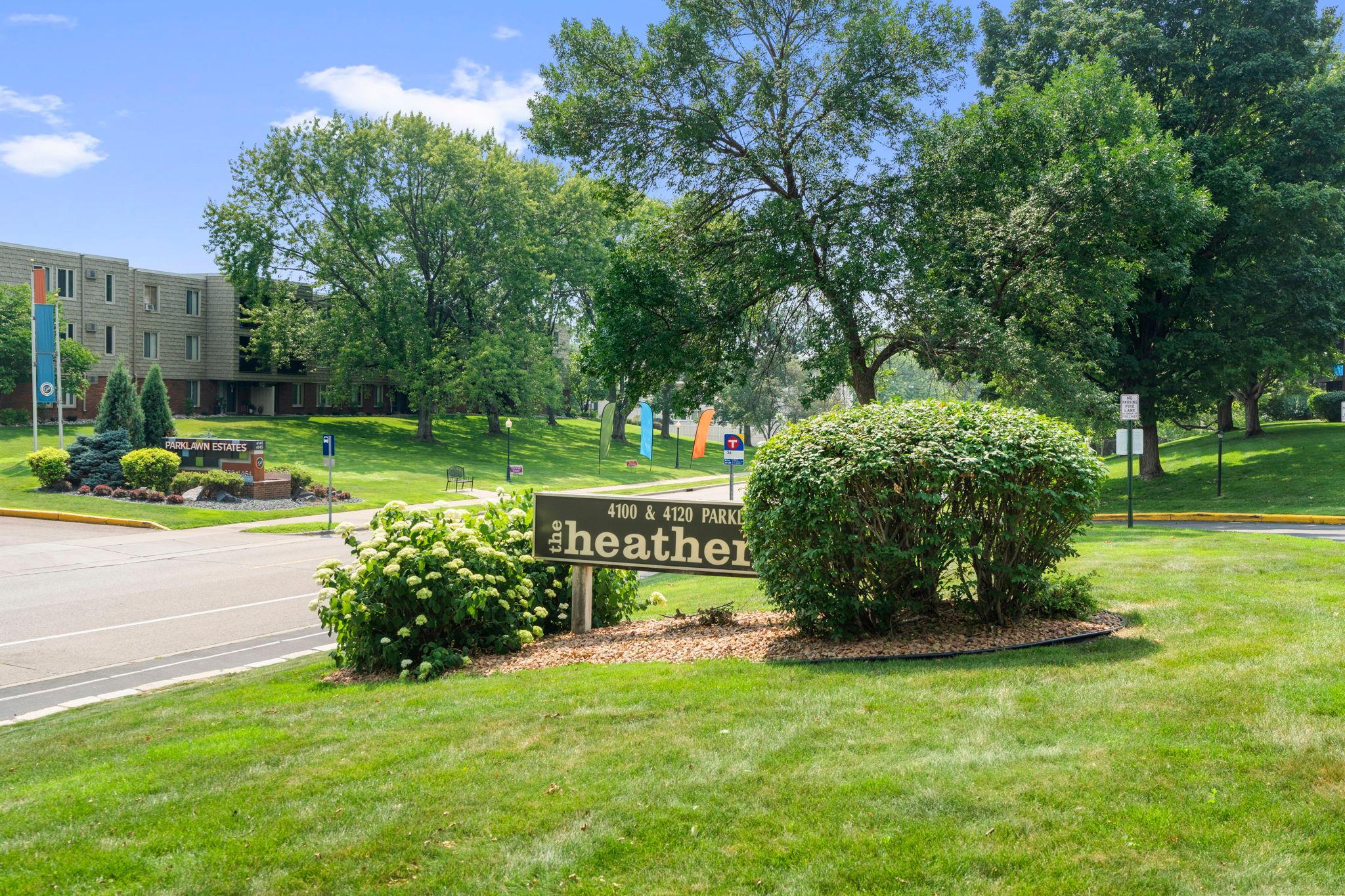2-web-or-mls-4120 Parklawn Ave 231-8.jpg