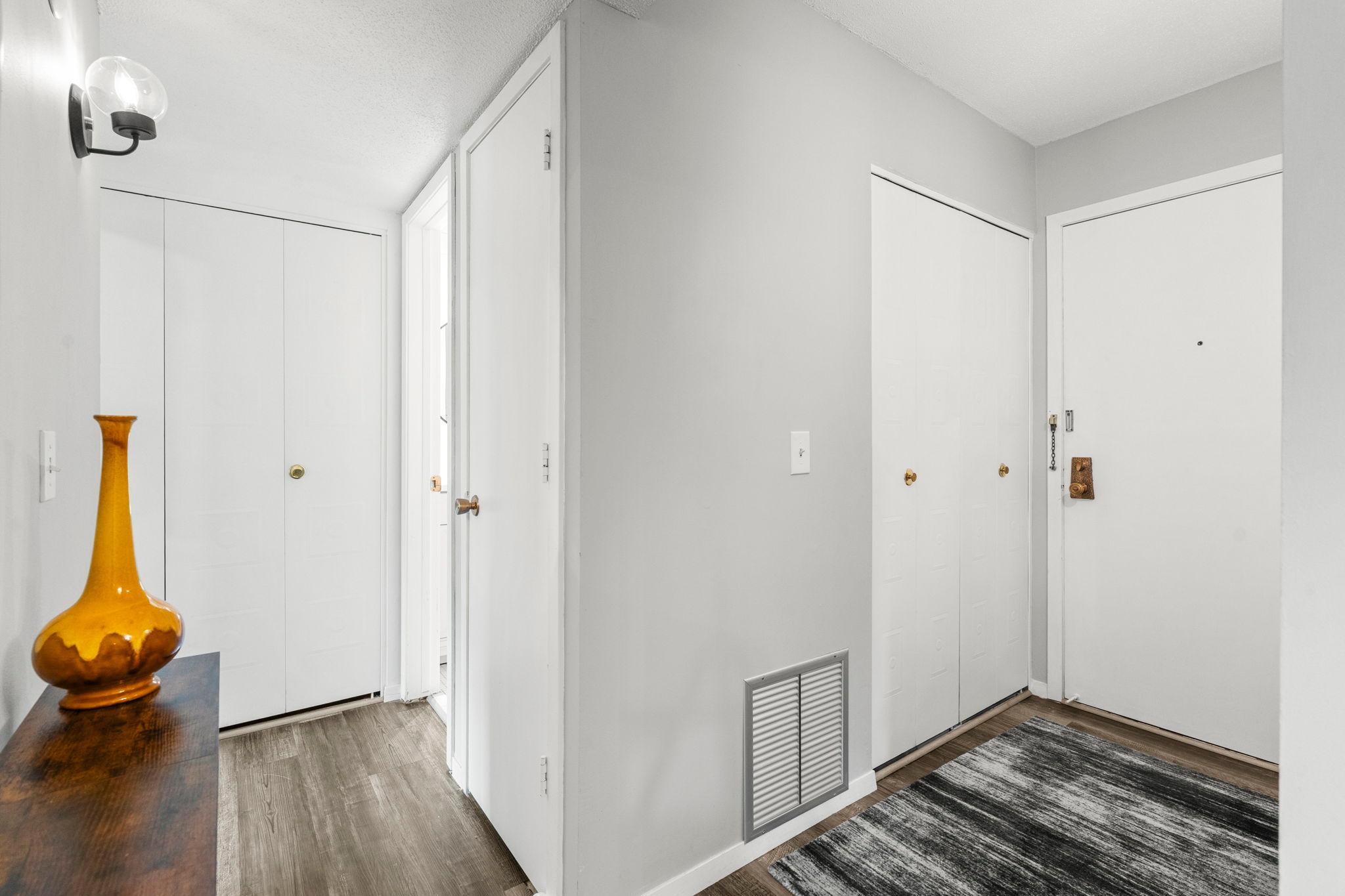 12-web-or-mls-4120 Parklawn Ave 231-78.jpg