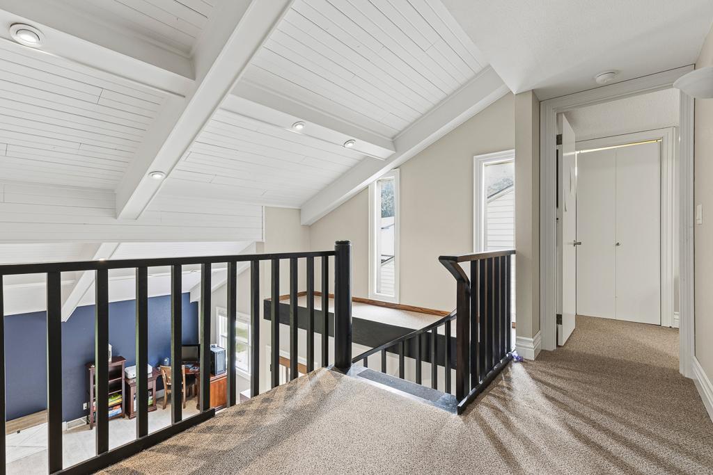 2nd story landing