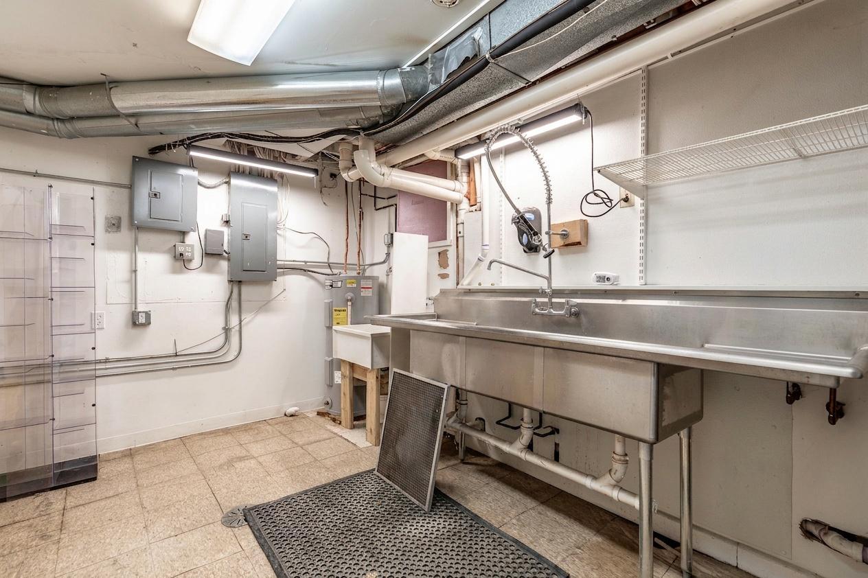 Lower Level sink