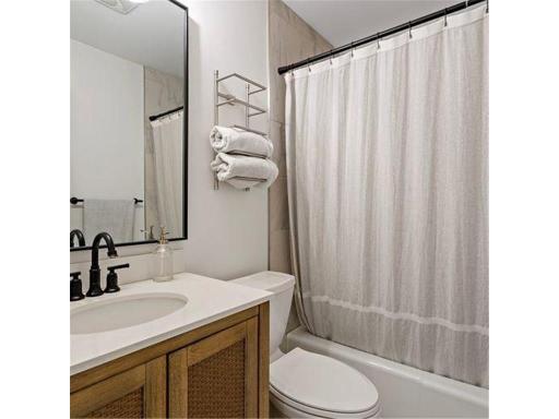 Edina, MN 55436