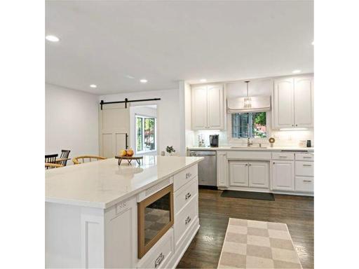 Edina, MN 55436