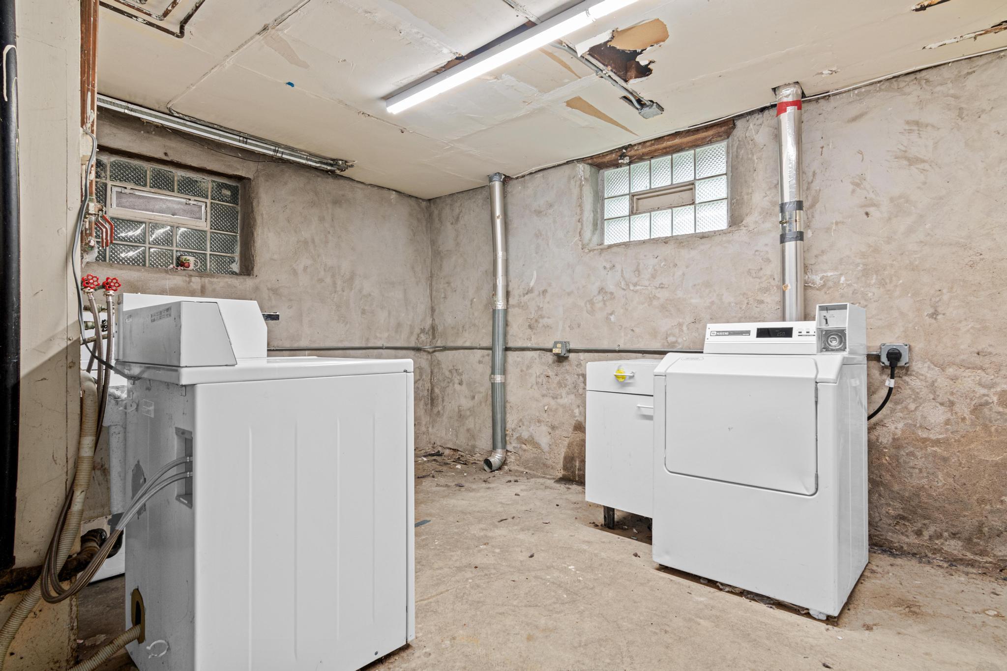 Coin dryer x 1