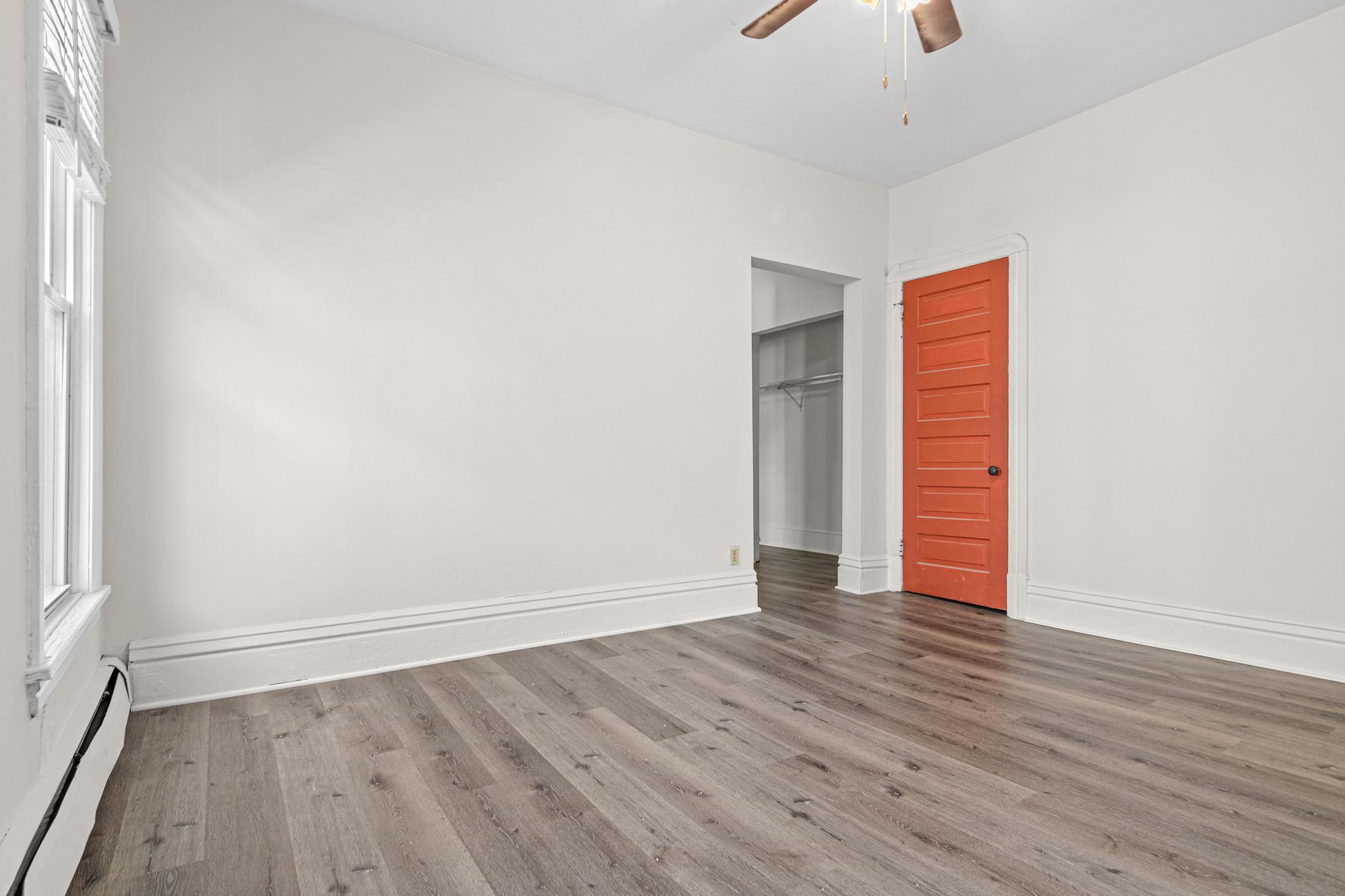 Apt 1 Livingroom
