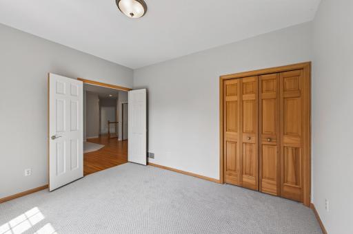 4168 Cashell Glen, Eagan, MN 55122