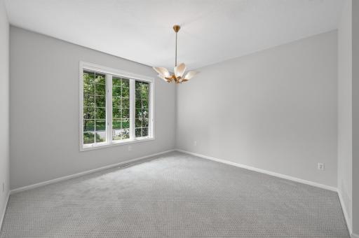 4168 Cashell Glen, Eagan, MN 55122