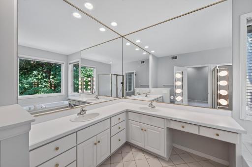 4168 Cashell Glen, Eagan, MN 55122
