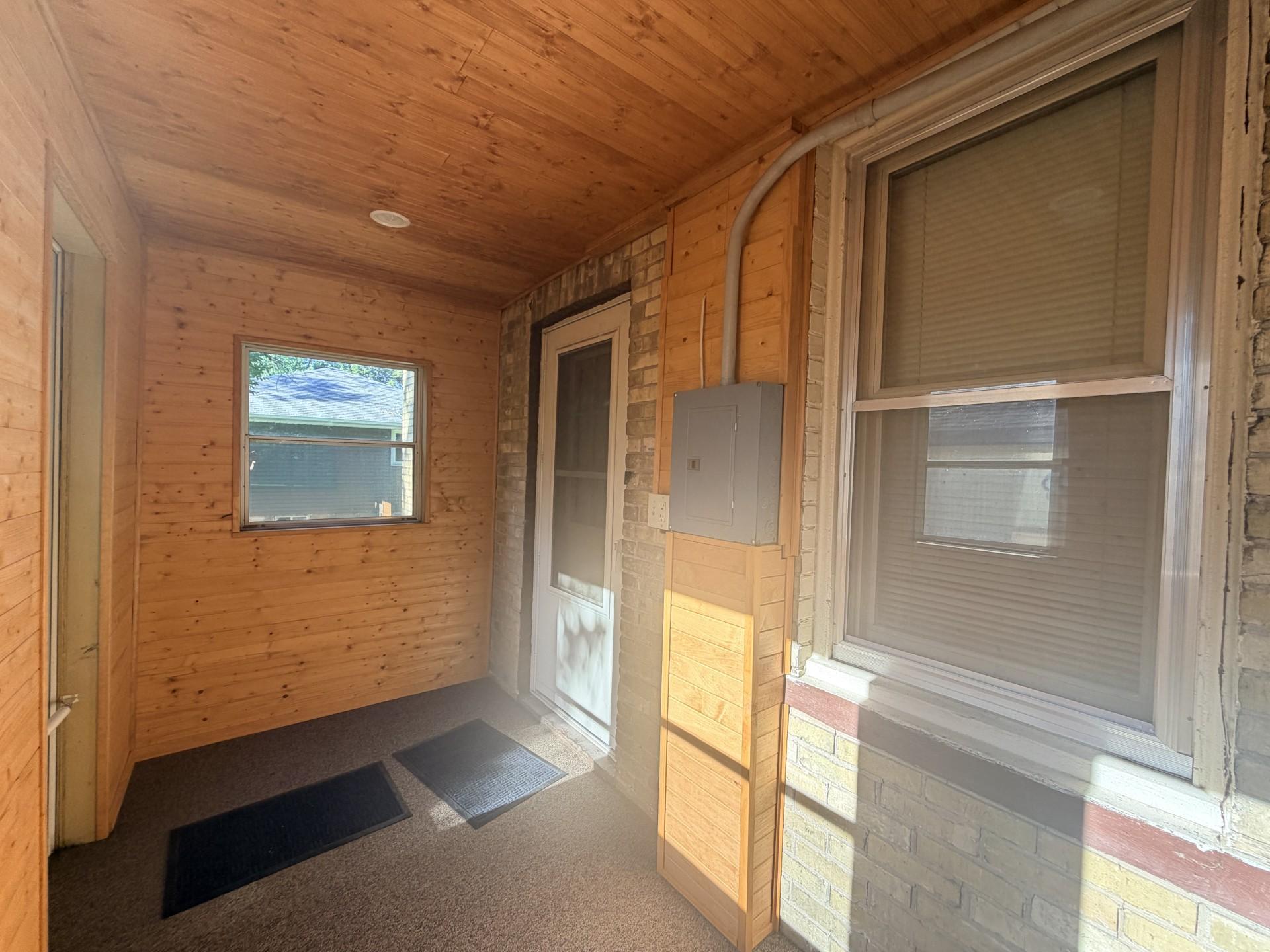 3-season porch