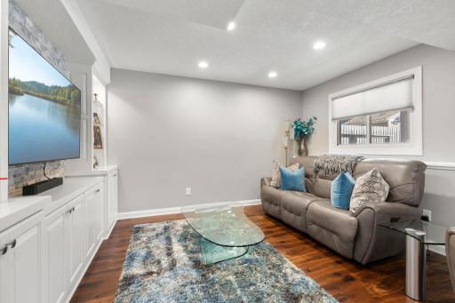 5213 Overlook Drive, Minneapolis, MN 55437