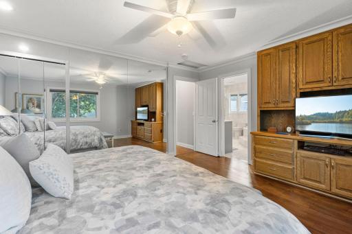 5213 Overlook Drive, Minneapolis, MN 55437
