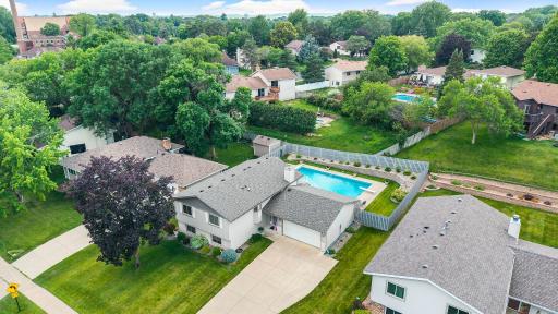 5213 Overlook Drive, Minneapolis, MN 55437