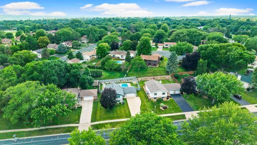 5213 Overlook Drive, Minneapolis, MN 55437