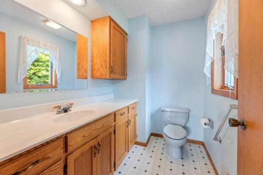 703 N Hokah Street, Caledonia, MN 55921